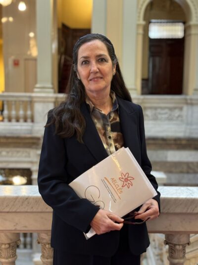 Presidenta AELCLES en reunión institucional