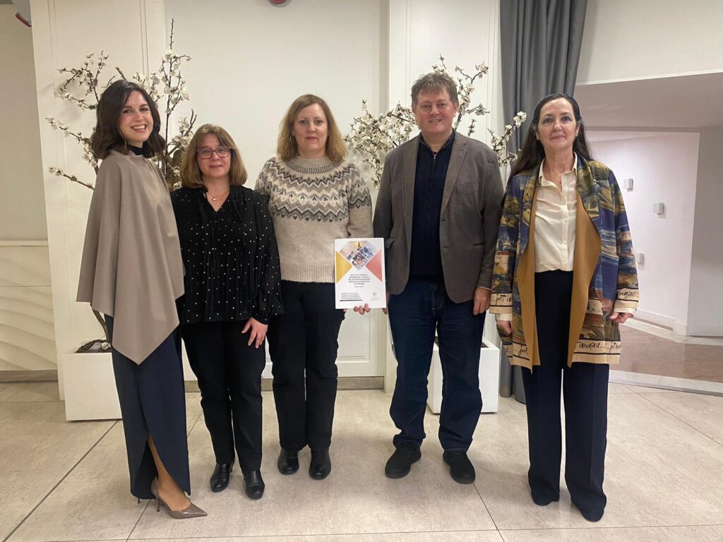 Ponentes presentacion Encuesta AELCLÉS 18 febrero 2026